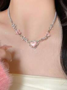 一颗蓬松心形项链 - 粉色，甜美酷炫风格，非传统设计，锁骨链，高档奢华配饰 - 彩色 - 查看 1