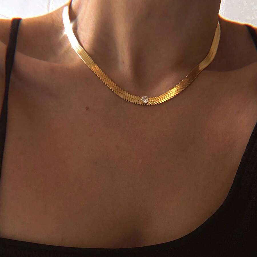 1條寬蛇骨鏈式哥德風鎖項鍊,女款,鍍18k金,夾色鑽石&復古氧化鋯石鑲嵌 - 彩色 - 查看 1