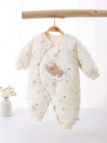 YOUQi 嬰兒男童熊拼貼卡通印花連身衣 - 杏色 - 查看 6