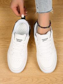 女性休閒運動鞋,秋冬系列,時尚白色運動鞋,適用於學生和女士 - 黑與白 - 查看 1