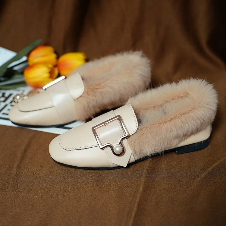 Flat shoes with fur hotsell