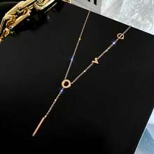 1 件 Love 鈦鋼項鍊,玫瑰金色,奢華精緻鎖骨鏈,時尚吊墜,適合女士日常佩戴 - 玫瑰金 - 查看 8