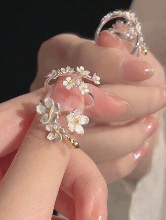 2枚复古中世纪法式宫廷3D立体花卉可调节戒指，银色鸢尾花图案，适合青少年