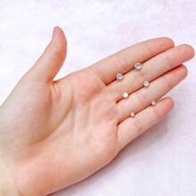 Stud Earrings - Gold - View 3