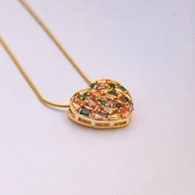 1件嘻哈个性炫酷风格亮爱心造型不锈钢链镀铜18K金方晶锆石适合生日情人节礼物情侣日常装饰 - 金黃色 - 查看 2