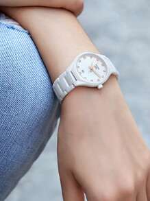 1只女士白色陶瓷錶帶時尚儀表,具有日曆、夜光標誌和防水功能,適合日常聚會