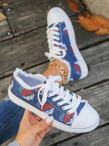 歐美風格女子戶外運動休閒帆布鞋,綁帶款平底圓頭心形印花運動鞋,大尺寸43 - 彩色 - 查看 3