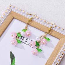 1 Par De Aretes Colgantes Hechos A Mano Con Flores De Campanita Rosa, Flores De Trompeta Y Perlas - Rosa - Ver 4