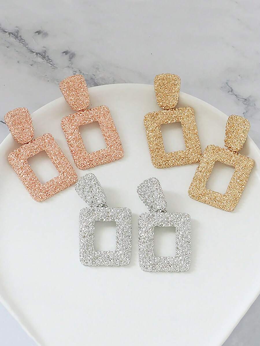 1pair Retro European And American Style Exaggerated Alloy Textured Geometric Rectangle Stud Earrings For Women, Suitable For Daily Use. - Rose Gold - View 1