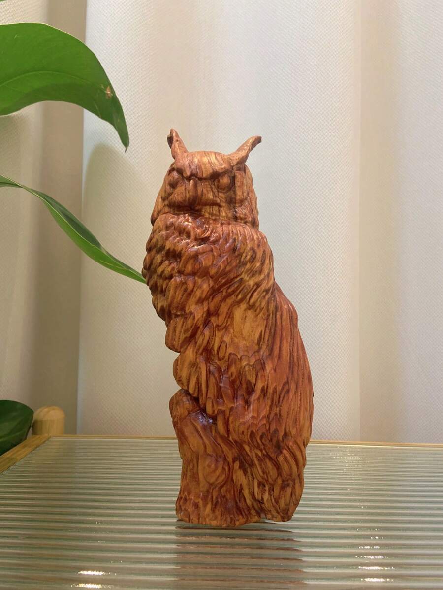 這是一個擁有靈魂和智慧的夜間守護者貓頭鷹雕像 - 香椿木 - 查看 1