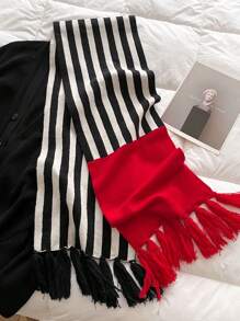 1件女款仿羊絨2023全新針織條紋拼接簡約時尚百搭披肩搭配加厚保暖圍巾適合日常使用 - 紅色 - 查看 4