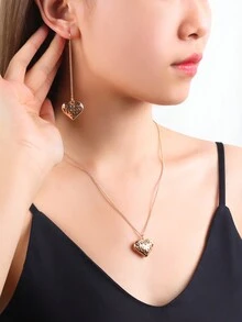 歐美時尚風格,簡約百搭,復古幾何設計,性感個性心型項鍊,鎖骨鏈,毛衣鏈,心型流蘇穿線耳環,項鍊和耳環套裝 - 金色 - 查看 1