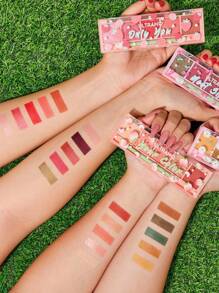Eyeshadows - Strawberry - View 4