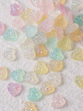 50Pcs Y2K Heart Shaped 3D Multi-Color Mixed Mini Charm Nail Art Accessories Diy Simple Flat Frosted Gypsophila Heart Cute Women'S Casual Art Nail Accessories Shiny Nail Charms Nail Gems Nail Supplies Nails