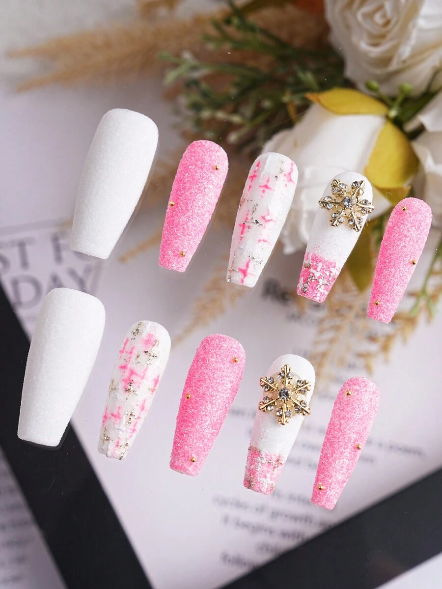 10入組手工製作獨家設計的新年情人節長款3d美甲,y2k白色微光可愛粉紅按壓式美甲,帶3d鑽石,易於佩戴,讓您的外觀更上一層樓 - 粉色 - 查看 1