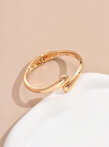 1 Pieza Brazalete De Moda Con Forma Doble Simétrica De Gota Con Múltiples Colores. Estilo Sofisticado, Dulce, Elegante Con Un Diseño Simple Y Vintage. Estilo Europeo Y Americano Con Una Sensación Sofisticada. Perfecto Para Uso Diario, Trabajo, Reuniones, Fiestas, Citas Románticas, Sesiones De Fotos, Negocios O Cualquier Otra Ocasión Elegante. - Dorado - Ver 3