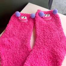 1 件隨機發貨可愛醜陋香腸嘴大眼睛襪子,男女通用,多巴胺女孩風格,珊瑚絨中小腿毛絨家用襪子 - 彩色 - 查看 2