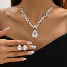 1 套時尚閃亮水鑽和水滴形水晶項鍊和耳環首飾套裝,適合婚禮裝扮