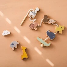 動物和圓柱形狀的木製串珠玩具,幫助嬰兒早期識別動物並增強手眼協調能力 - 彩色 - 查看 5