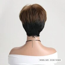 10英寸金色短捲合成纖維假髮,自然側切斜劉海,適合日常穿著 - 彩色 - 查看 6