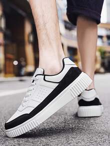 WANWEISI 男士防滑荔枝纹压花字母图案撞色系带运动鞋，户外运动滑板鞋 - 男士网球鞋 - 黑與白 - 查看 5