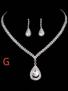 婚紗婚禮配件套裝,包括項鍊和耳環,簡約時尚,鑲有豐富的鉆石,非常適合新娘