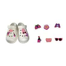 一套包含6個蝴蝶和太陽眼鏡形狀的鞋飾,diy裝飾和情人節禮物的完美選擇,兼容有洞夾腳拖鞋和鞋子 - 彩色 - 查看 3