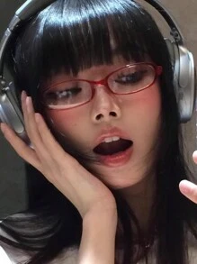 Gọng kính hình bầu dục nhỏ cho bé gái, chống bức xạ, phù hợp với khuôn mặt nhỏ, có 2 màu sắc để lựa chọn, phụ kiện đi biển cho kỳ nghỉ hè, ngoài trời, du lịch - Đỏ - Xem 1