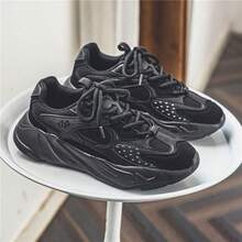 新款男性道路跑步鞋,具有減震輕量化的特性 - 黑色 - 查看 3