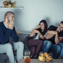 1PC Poop Car Remote Control Plastic Simulation Stool Toy Poop Car With Spinning And Farting Action For Halloween April Fools Day, Family Games And Party Gifts (Without Screwdriver And Batteries) - Brown - View 9