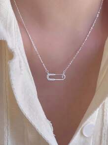 BALMORA 1 件 S925 纯银法式轻奢镀金回形针项链，配女士微镶嵌锆石别针、锁骨链、小众独特设计、生日礼物 - 銀色 - 查看 2