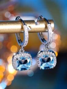 1 Par De Elegantes Y Nobles Pendientes De Lujo Para Mujeres Con Forma Cuadrada Y Piedra Artificial Chapados En Platino, Regalo Perfecto Para Citas