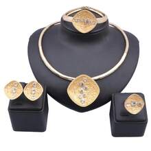 杜拜女性豪華金色水晶婚禮珠寶套裝 - 包括新娘頸鍊、耳環和其他配件,適合尼日利亞婚禮禮服 - 金色 - 查看 1