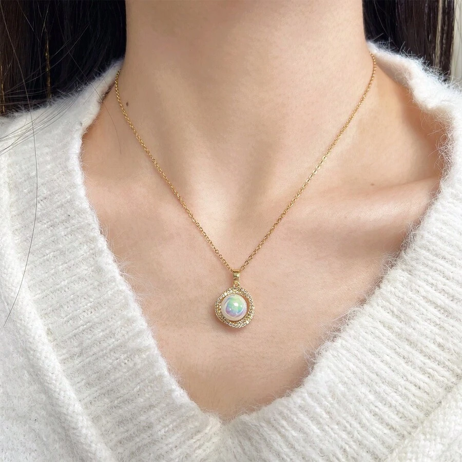 1入流行且精緻的美人魚公主珍珠＆立體鋯石裝飾項鏈,配有亮晶晶的珍珠和3d設計,適合女性日常佩戴 - 金黃色 - 查看 1