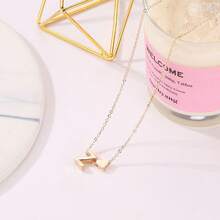 1pc Gold Alloy Simple Fashion 26 Letter Heart Pendant Choker Pendant Couple Necklace Collarbone Chain