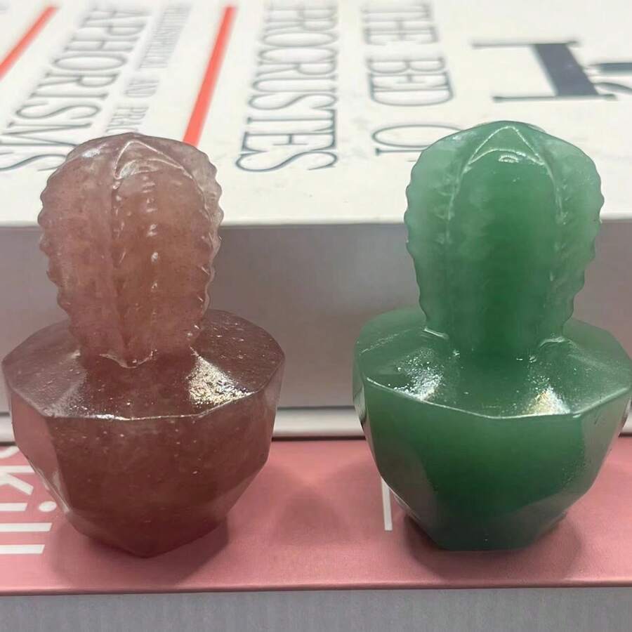 1入組天然水晶雕刻的仙人掌裝飾品,採用綠色萊英石、水晶、藍線石、玉、草莓水晶、拉布拉多石等不同材料製成,作為節日禮物、兒童房裝飾、桌面裝飾品、治療水晶、沙漠仙人掌裝飾品等用途 - 彩色 - 查看 1
