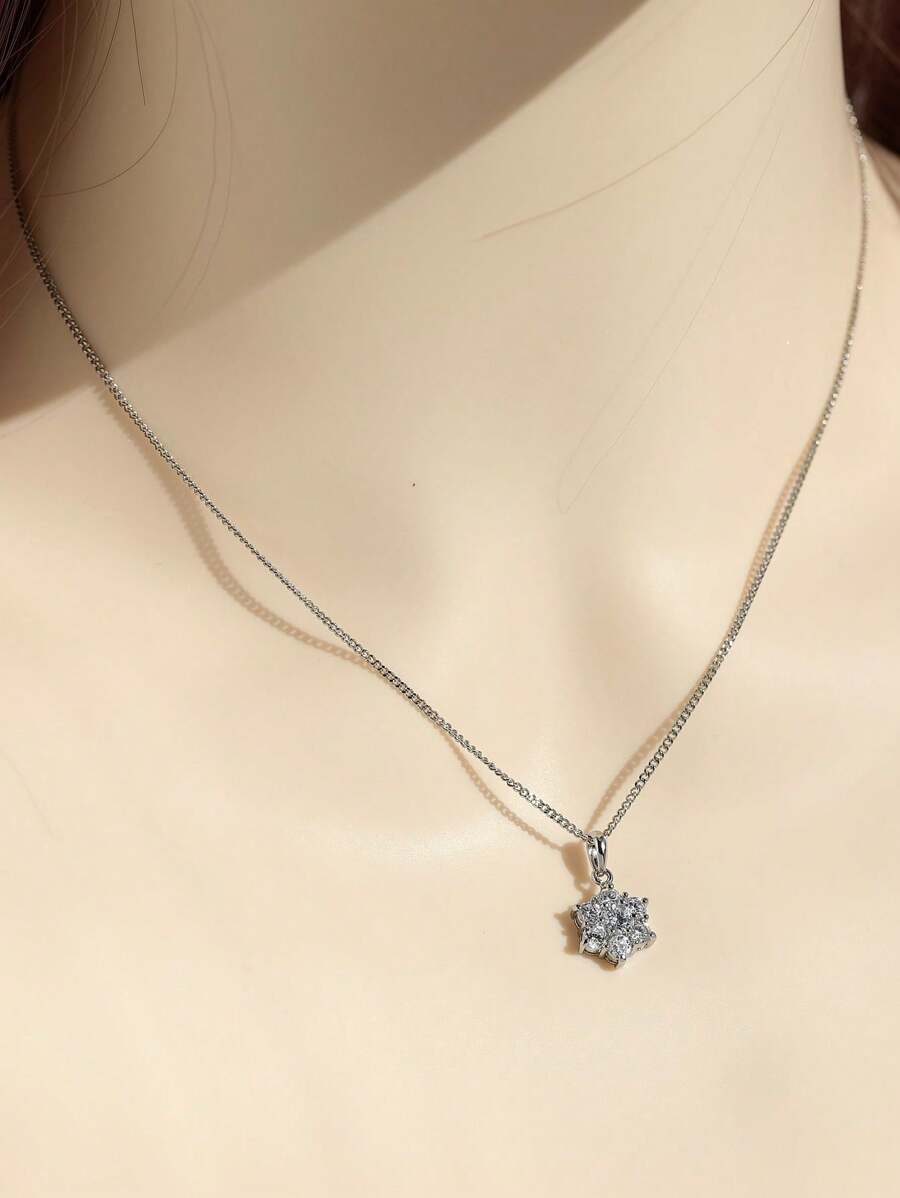 1pc Copper Snowflake Cubic Zirconia Pendant Collarbone Chain Necklace With Shiny Gemstones - Silver - View 1