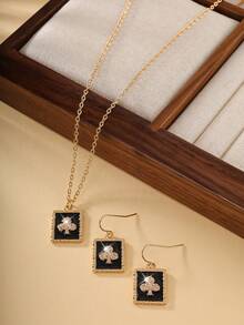 1set French Style Exquisite Micro-Inlaid Gemstone Oil-Drop Version Poker Card Heart A Necklace And Earrings Set - Yellow Gold - View 2