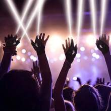 1pair Outdoor Fishing, Camping, Hiking Glow In The Dark Half Finger Gloves - Black - View 7