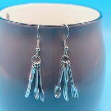 1對復古簡約時尚小刀叉勺吊墜耳環,創意新奇耳環 - 銀色 - 查看 3