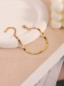 这款简约休闲时尚的不锈钢圆蛇和扁蛇手链适合日常佩戴，也是情侣礼物的理想选择。 - 金色 - 查看 3