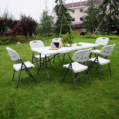 Outdoor Dining Tables