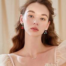 1 对圣诞袜不对称吊坠耳环节日耳环女士圣诞珠宝青少年女孩礼物 - 彩色 - 查看 1