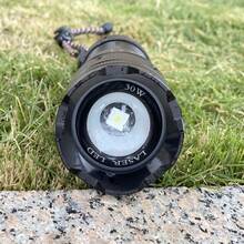 1入刺客白激光手電筒,可充電強光長射程超亮led,便攜式多功能戶外和家庭使用 - 黑色 - 查看 7