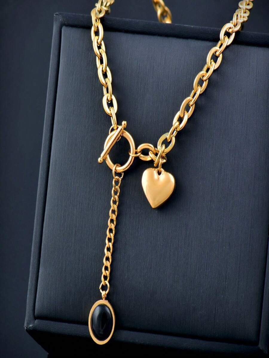 一款钛钢爱心项链，专为女性设计，酷炫嘻哈时尚，个性化性感女孩锁骨链，带扣流苏吊坠项链 - 金色 - 查看 1