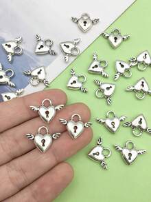 20入組古銀合金愛鎖鑰匙diy愛心翅膀小吊墜,適用於手鍊、耳環、項鍊等珠寶製作配件和珠寶用品 - 彩色 - 查看 2