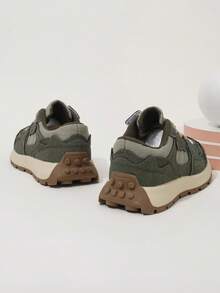 男女童實色繫帶運動鞋,舒適輕便,防滑耐震,適用於學校,時尚透氣,百搭,適合戶外運動,四季皆宜 - 綠色 - 查看 5