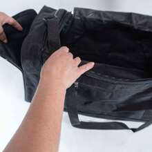Mala de Bordo Multifuncional Impermeável - Bolsa de Academia e Viagem - Preto - Visão 11