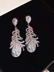 1對女士精美優雅的羽毛、假珍珠和流蘇耳環,具有獨特的高端感覺,超長長度舒緩胖臉,時尚且有型 - 羽毛 - 查看 5