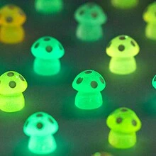 1包含15個隨機顏色的發光蘑菇和苔原小景觀模型與樹脂工藝魚缸,diy精靈花園裝飾或桌上擺設 - 彩色 - 查看 5